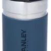 Stanley The Quick Flip Water Bottle 470 Ml Abyss -Premium Drankenwinkel stanley the quick flip water bottle 470 ml abyss